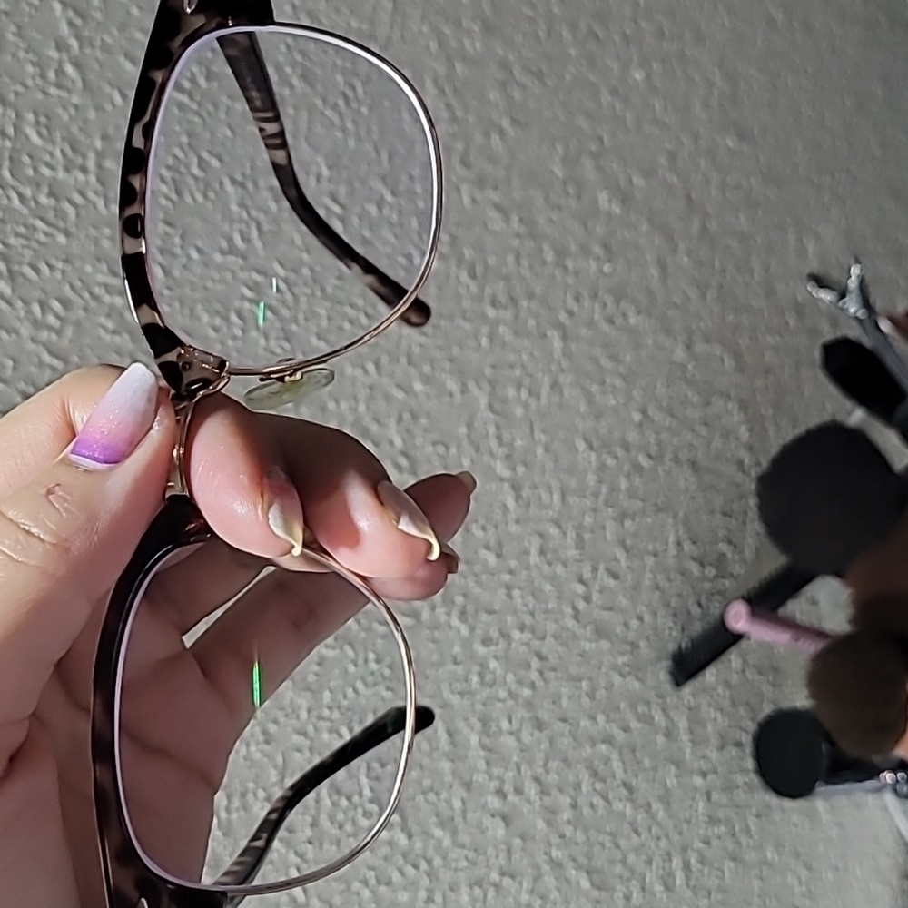 4 pairs Eye glasses 👓 $25 each EUC - Picture 3 of 6